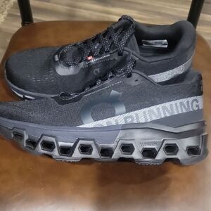 On Running Women's Black and Gray Athletic Shoes